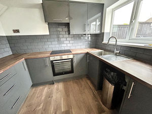 Kitchen - click for photo gallery